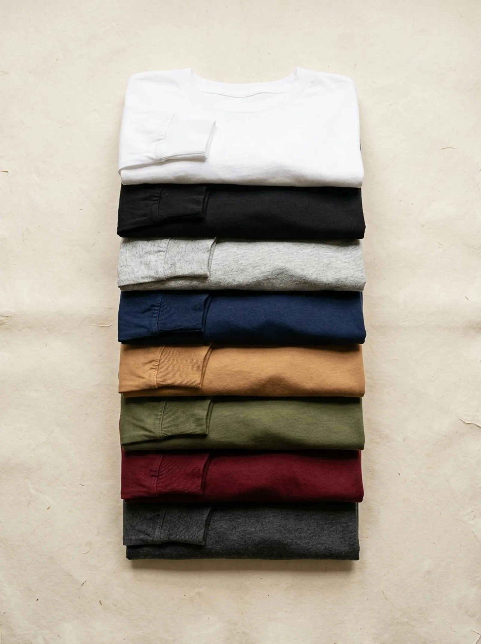 Eight colors of the long sleeve.