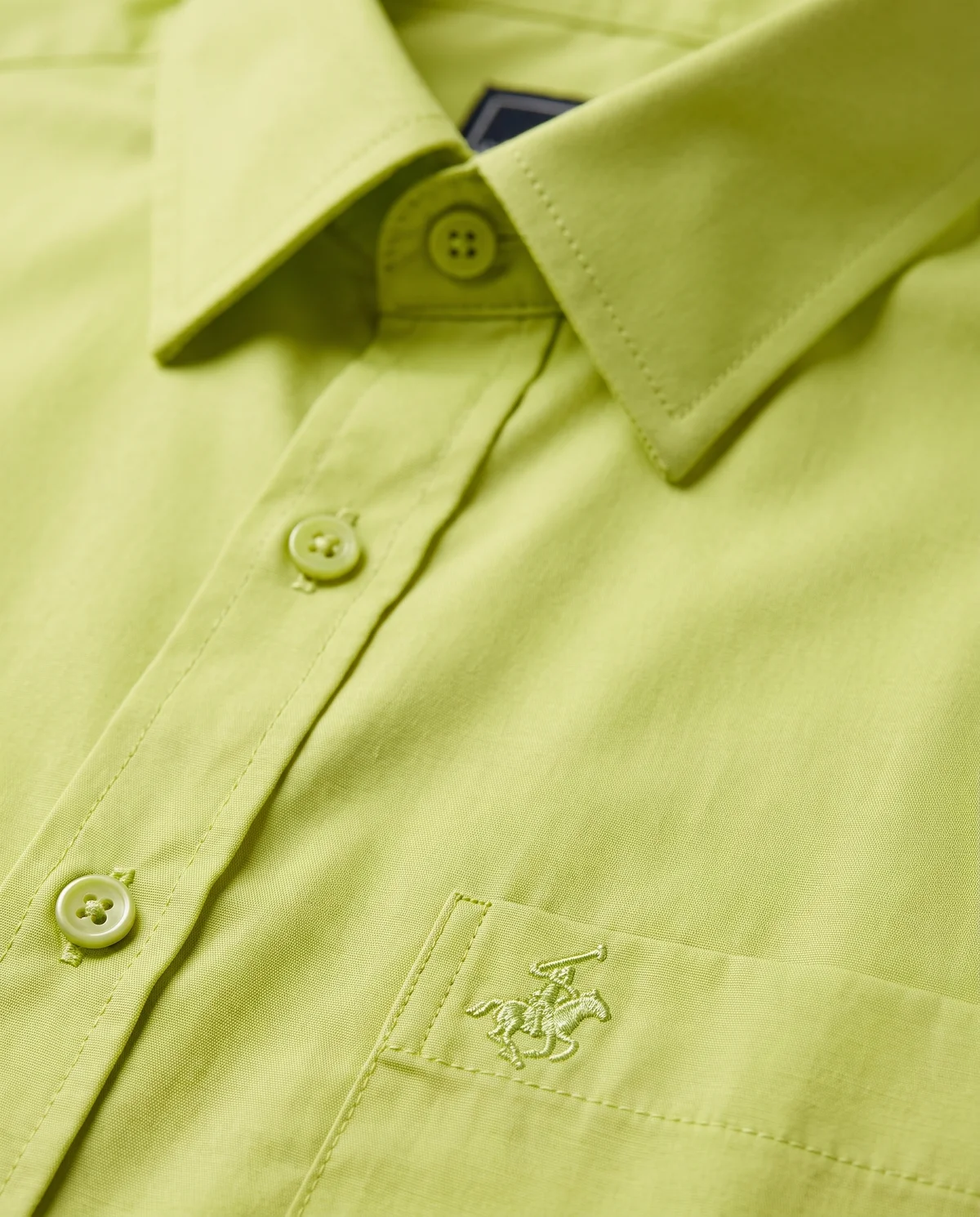 Short-Sleeve Button-Down in Lime, fabric and stitching detail